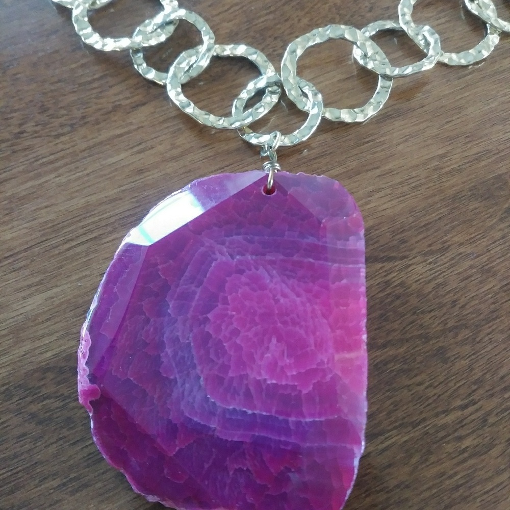 Geode necklace. - Picture 2 of 4